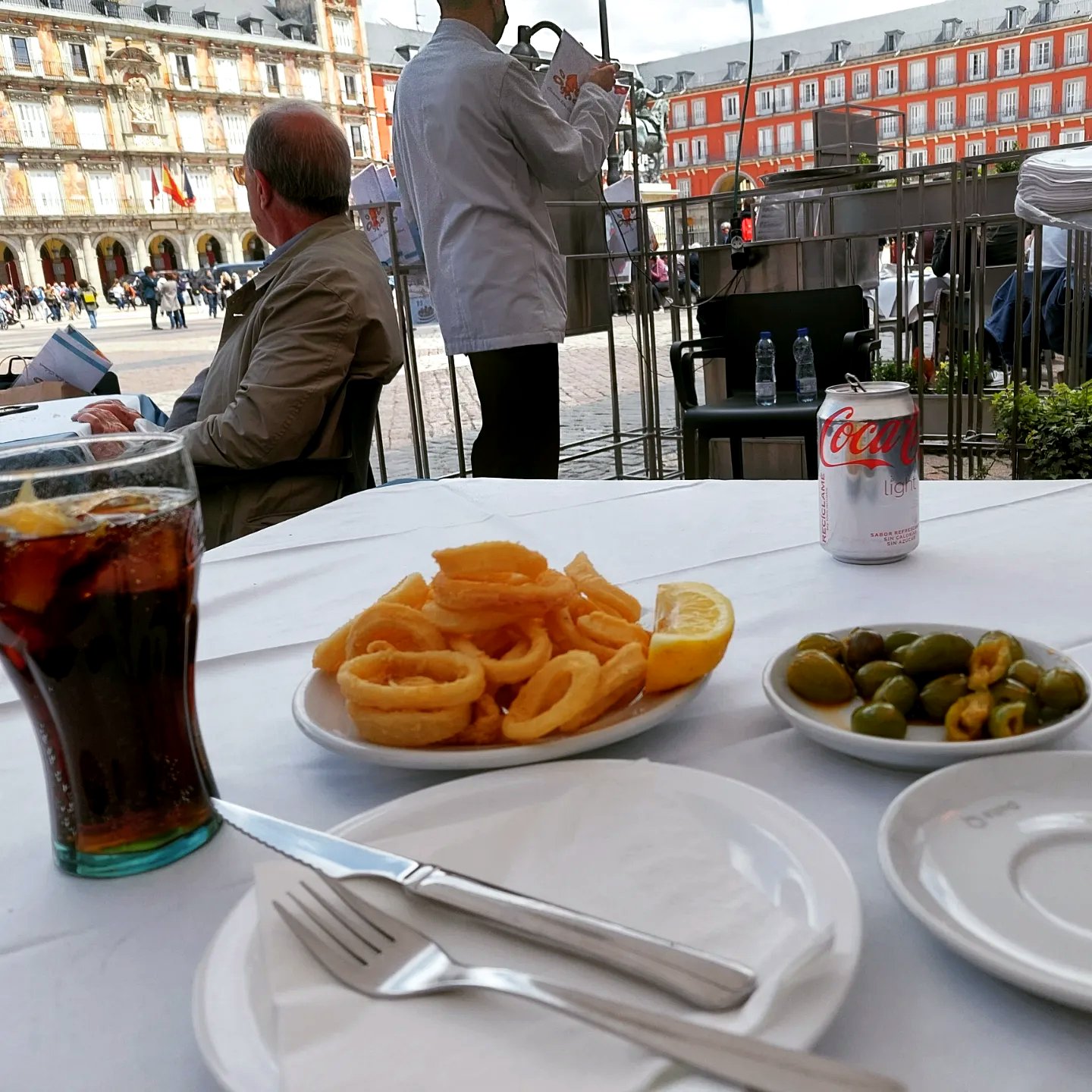 Lunch on the plaza